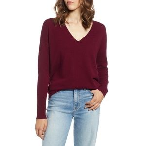 NWOT Halogen Cashmere Sweater Relaxed V-Neck